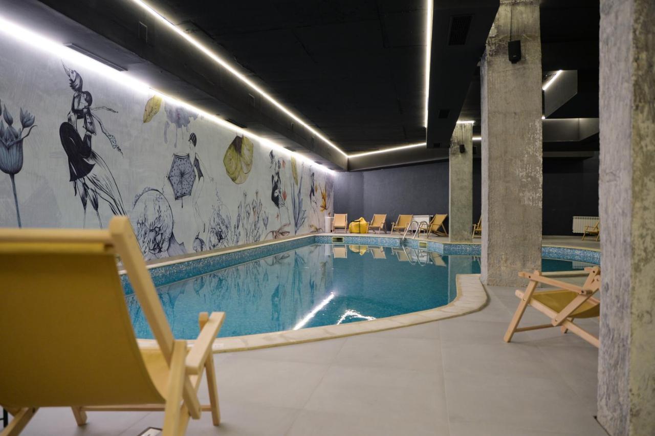 Flora - Hotel