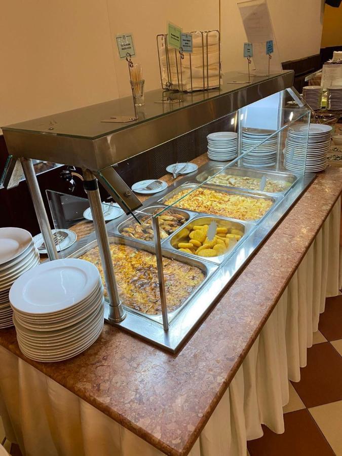 Hotel Flora - Borovets