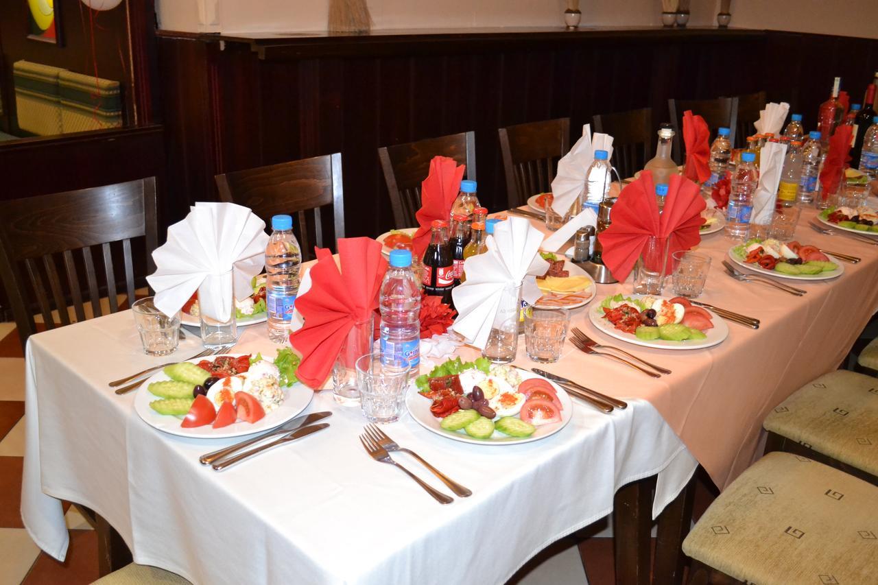 Hotel Flora - Borovets